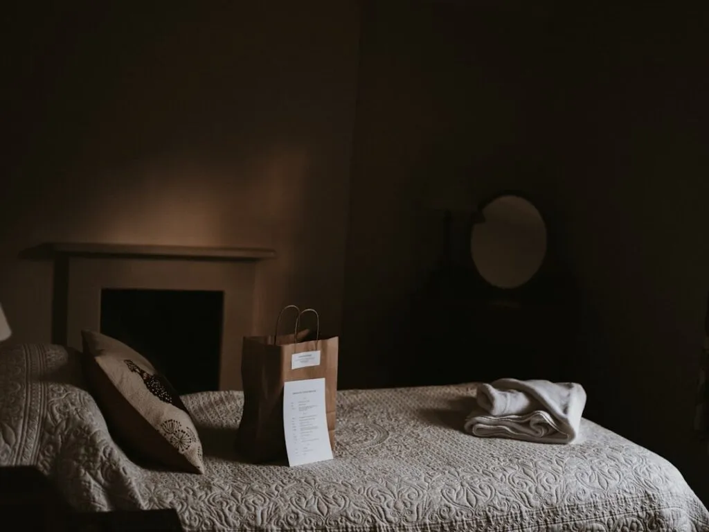 Photo Bedroom etiquette