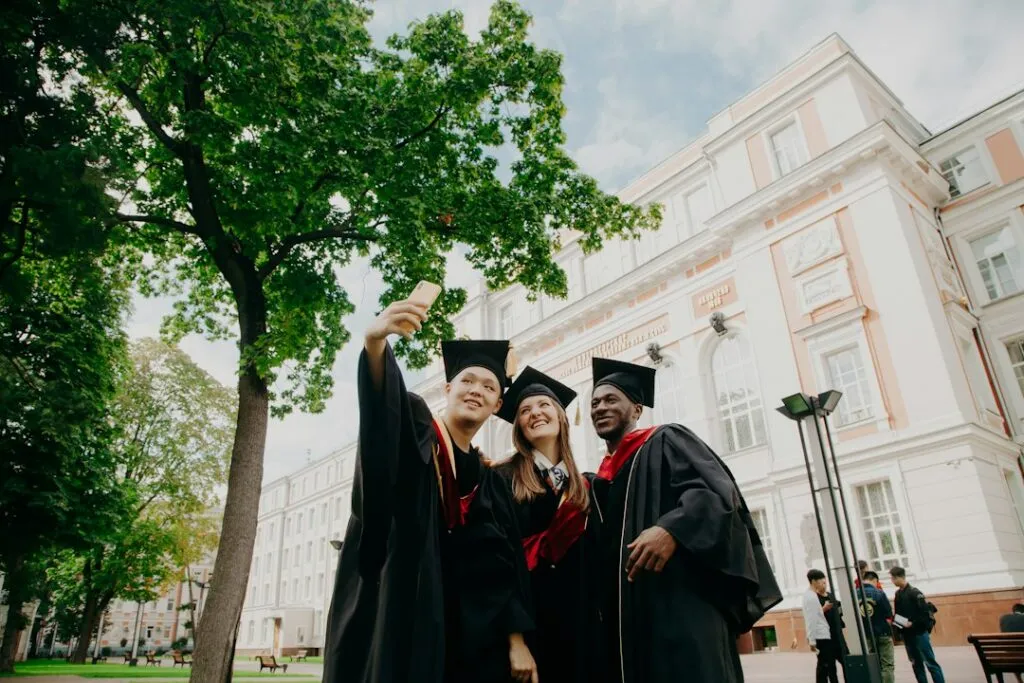 Photo choosing the right college major guide