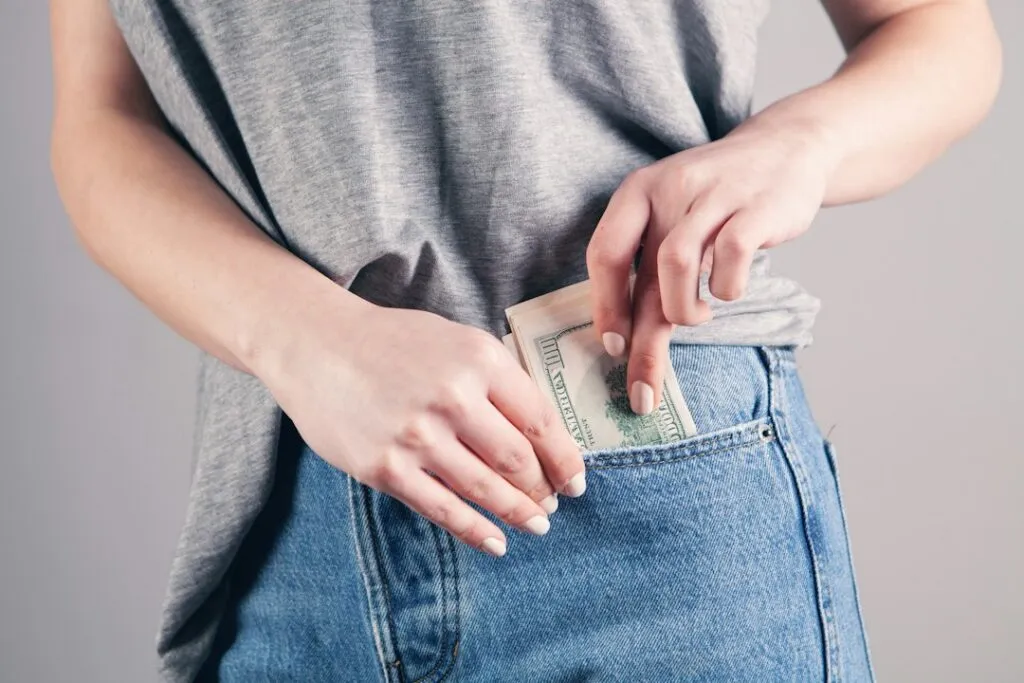 Photo college freshman mistakes money management attendance