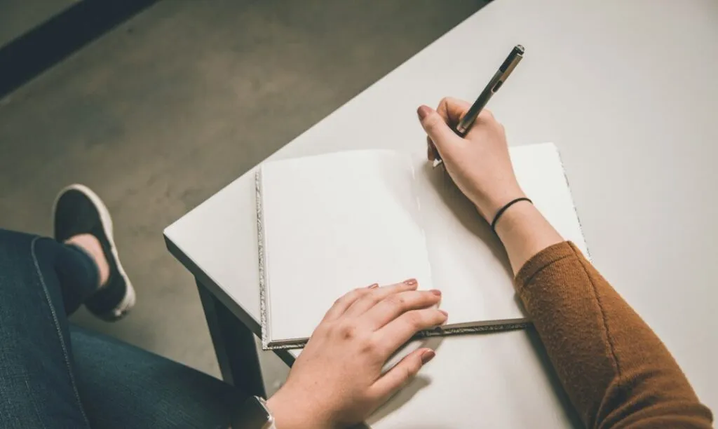 Photo student CV writing tips
