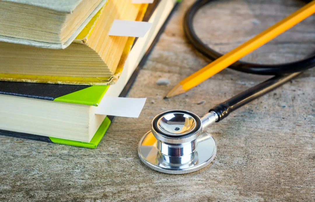 Photo medical pharmacy student study tips memory retention